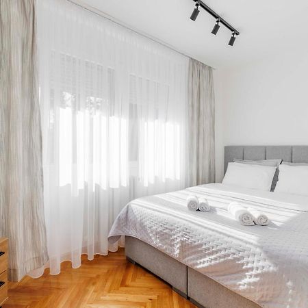 Sari City Center Apartment Novi Sad Esterno foto